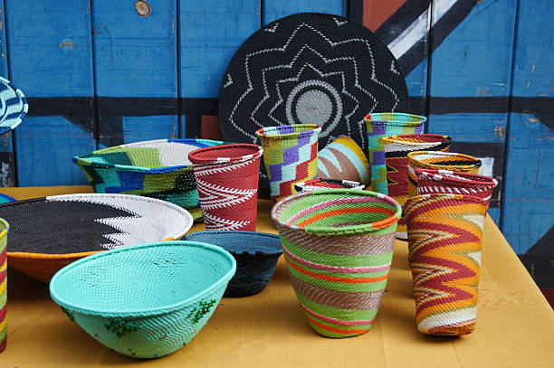 colorful handmade bowls and vases for sell,south africa. - south africa africa zulu african culture imagens e fotografias de stock