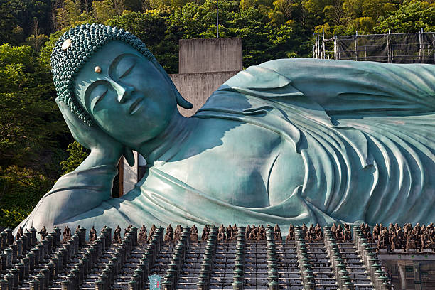 the-bronze-statue-of-reclining