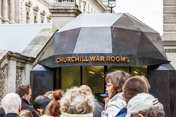 churchill war rooms en londres - winston churchill fotografías e imágenes de stock