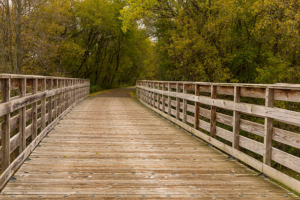 istock Bike Trail Bridge In Autumn 621119760