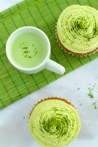 Matcha cupcakes with Matcha latte