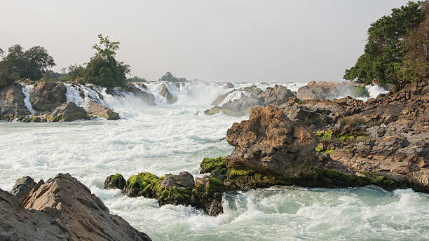 istock Khone Phapheng Waterfalls, Laos, Asia 621138972