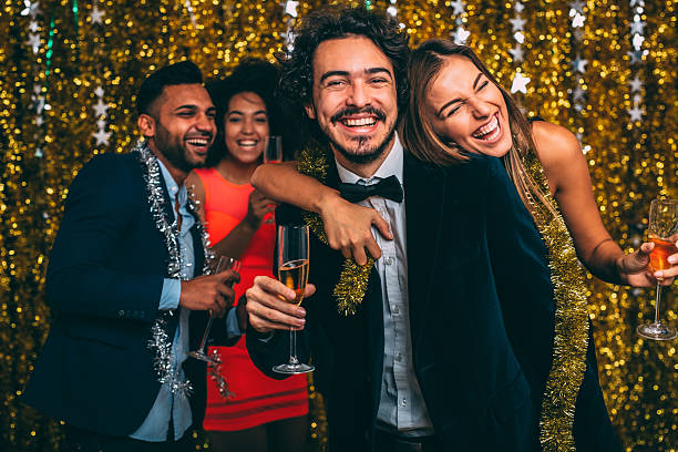 istock Couple At A New Year's Eve Party 621266220