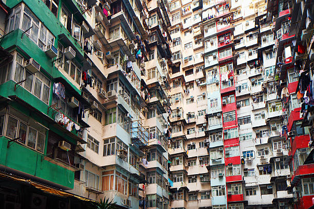 istock Slum in Hong Kong 621386638