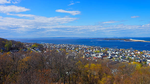 istock Houses and the Atlantic Ocean at Sandy Hook 621466532