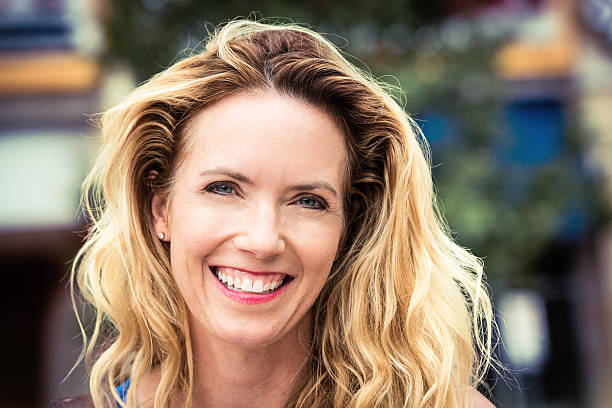 istock Urban Mature Blond Woman 621479316