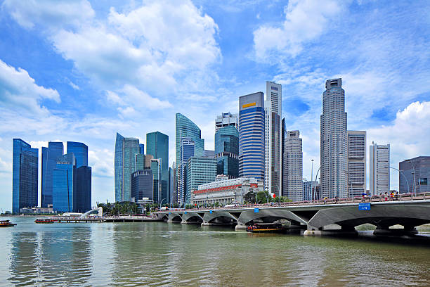 istock Singapore city skyline 621487934