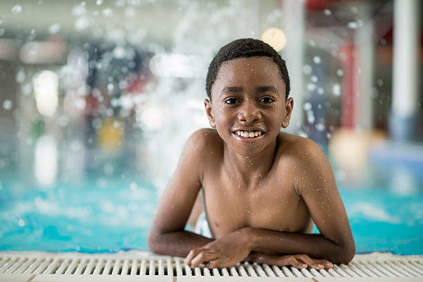 kopání do vody - tělocvična rekreační zařízení fotky - stock snímky, obrázky a fotky