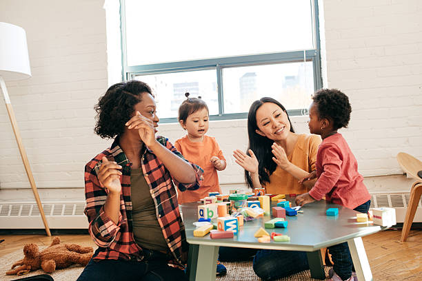 istock Visiting friends with toddler 621592444