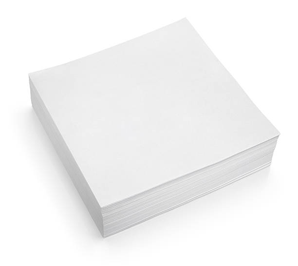 стек белой бумаги на белом фоне - stick note pad yellow sticky стоковые фото и изображения