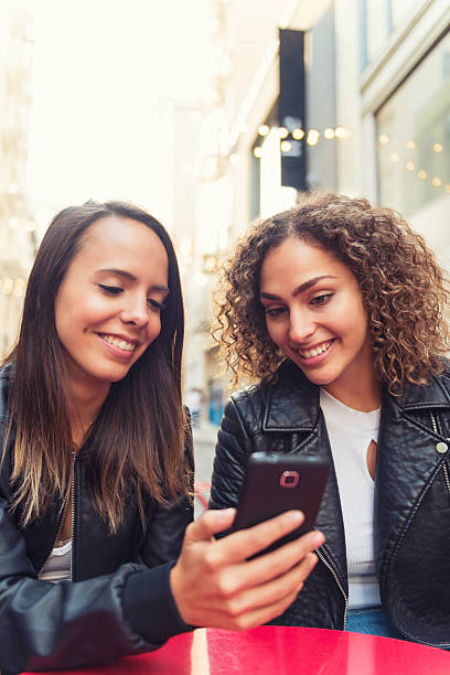 istock Checking the last news feed 621705318