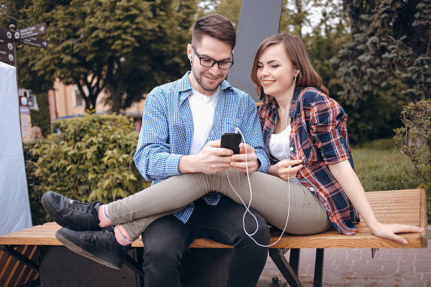 istock loving couple in a cafe 621724066