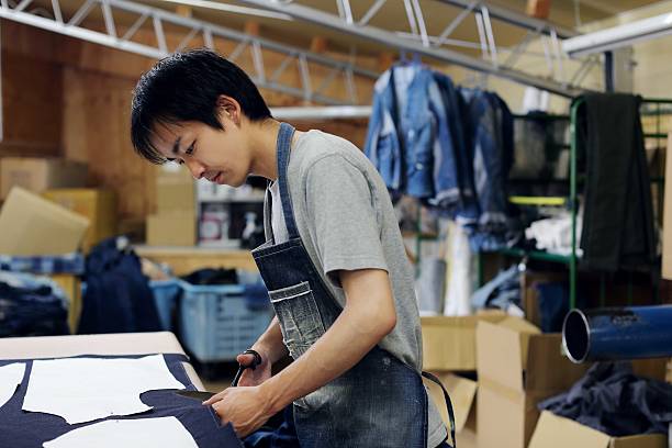istock The tailor who produces denim 621729690