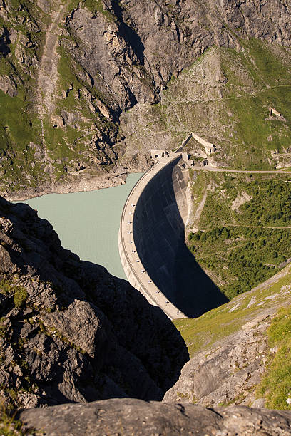 istock Mauvoisin dam - Val de Bagnes 621820658