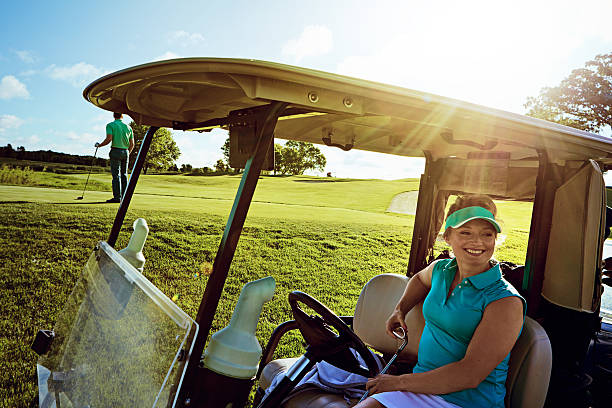 istock Nothing like the golfing life 621826688