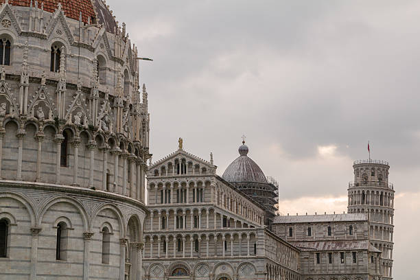 istock Leaning tower of Pisa in morning 621833632