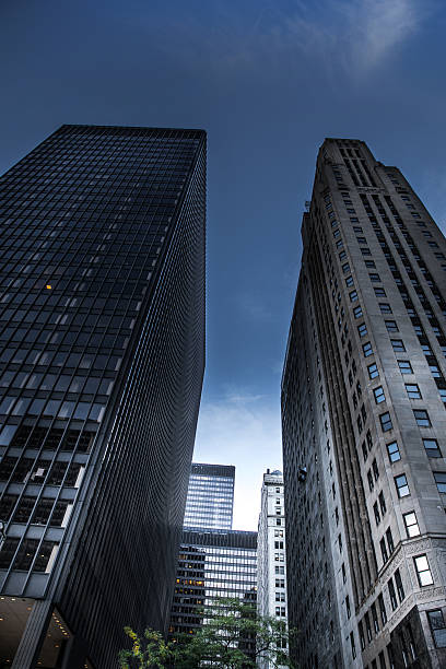 istock Business in downtown Chicago - Skyscraper office buildings 621841678
