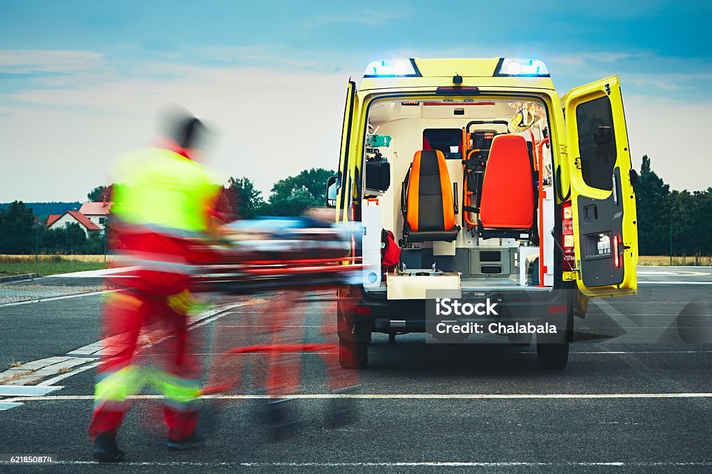 service médical d'urgence - Photo de Soins d'urgence libre de droits