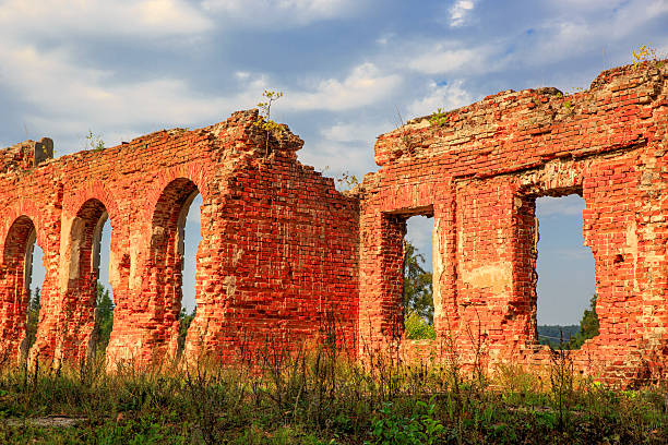 istock Ruin of abandoned house 621903302