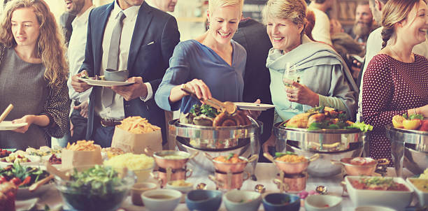 istock Brunch Choice Crowd Dining Food Options Eating Concept 621918630