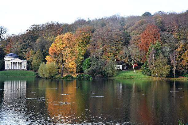 istock Stourhead Garden Autumn Reflections 3 621991438