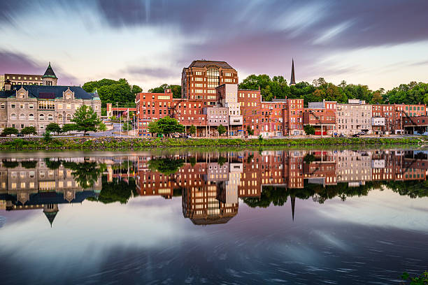 istock Augusta, Maine, USA 622004180