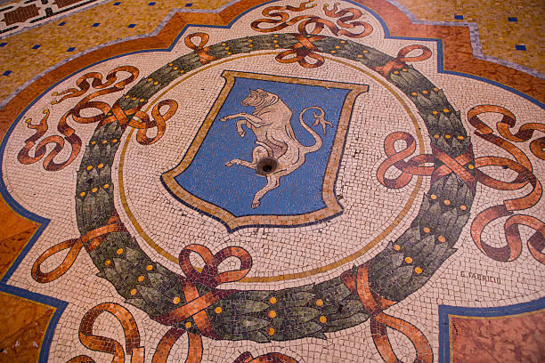 istock Galleria Vittorio Emanuele Milan piazza Duomo 622006160