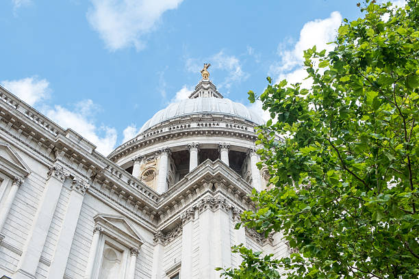 istock View of St. Paul's Cathedral 622039852