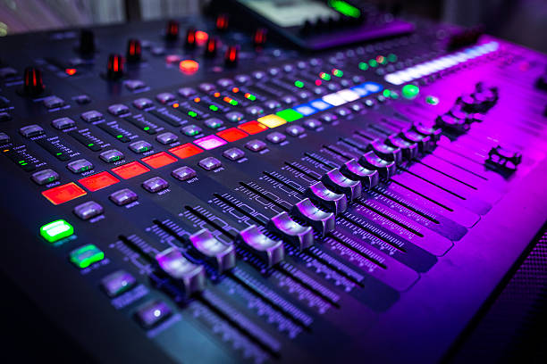 music mixer sound mixer control panel radio station photos stock pictures, royalty-free photos & images