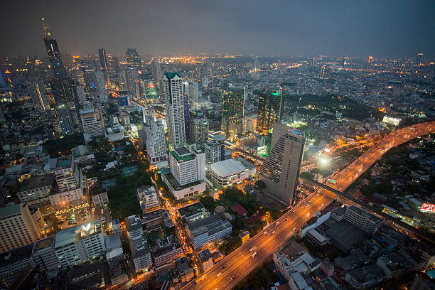 istock ASIA THAILAND BANGKOK RIVERSIDE SKYLINE 622066996
