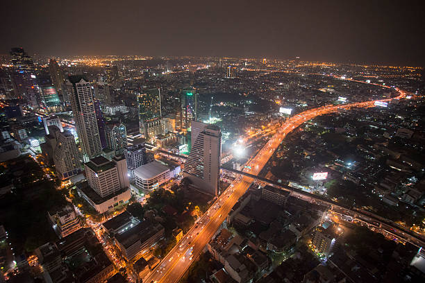 istock ASIA THAILAND BANGKOK RIVERSIDE SKYLINE 622070324