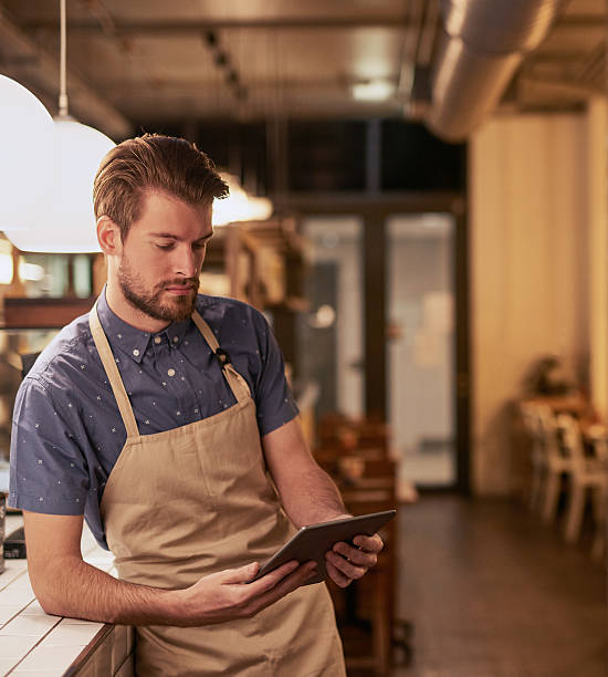 istock Looking for ways to transform your small business? Check online 622071414