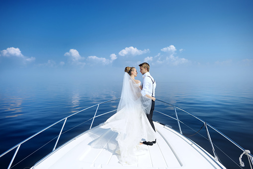 matrimonio in barca a motore