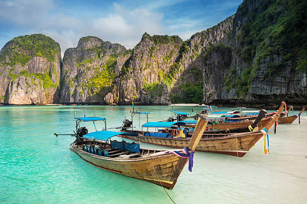 istock Thailand sea beach view round with steep limestone hills 622077452