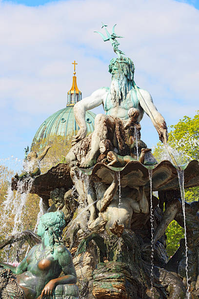 istock Neptune Fountain in Berlin 622183074
