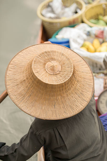 istock ASIA THAILAND SAMUT SONGKHRAM THA KHA FLOATING MARKET 622190976