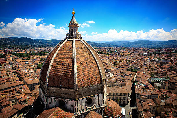 istock duomo florence italy 622197436