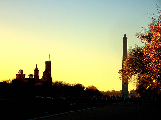 istock Sunset and the Washington Monument 622207530