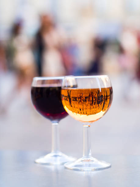 istock Red and white Bordeaux wines 622277540