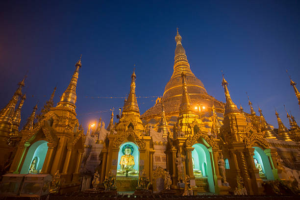 istock ASIA MYANMAR YANGON SHWEDAGON PAGODA 622288466