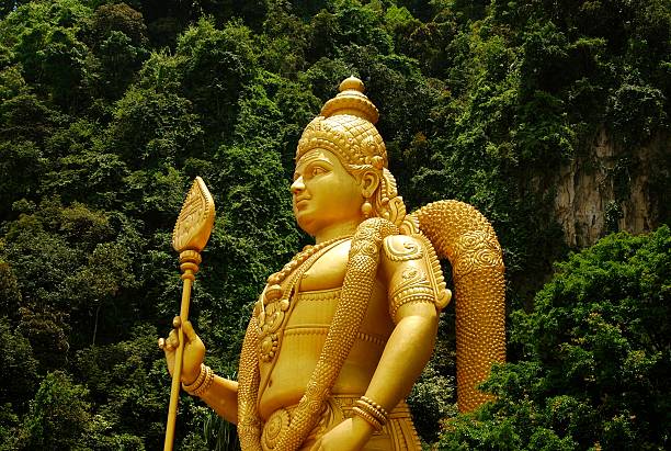 istock Lord Muruga at Batu Caves 622299602