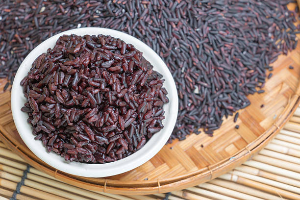 istock Cooked Riceberry  in bowl for health 622303376