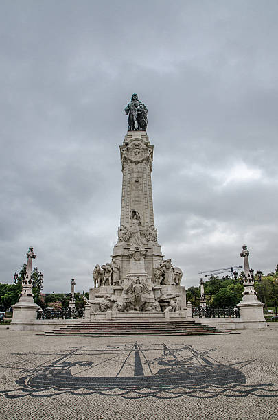 istock Statue of Marques de Pombal 622419906