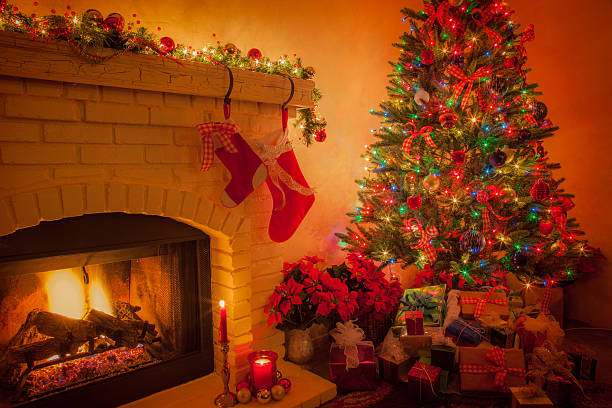 istock Old brick fireplace with Christmas decorations(P) 622506192