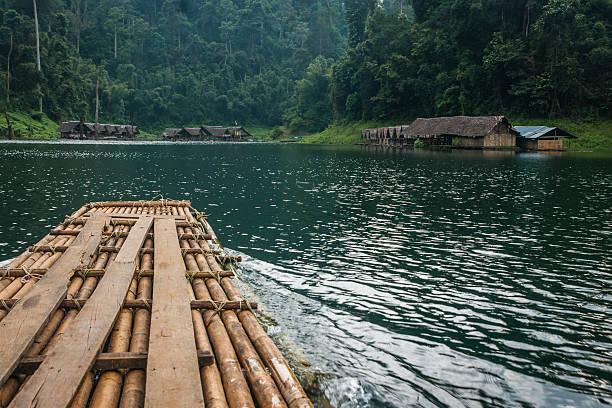istock Scenic and unique landscape with floating houses at Chieou Laan 622773018