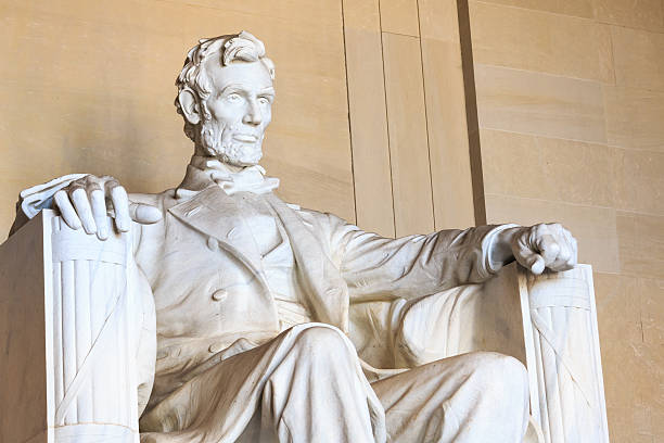 istock Abraham Lincoln monument in Washington 622781258