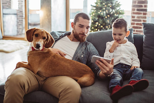 istock They love cartoons 622785352