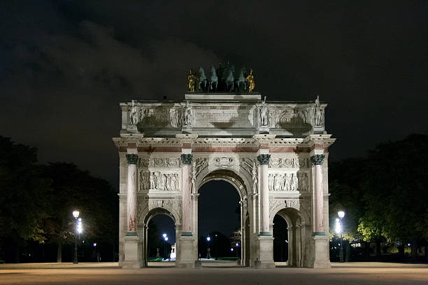 istock PARIS, FRANCE APRIL 23. Arc de Triomphe du Carrousel 622791050