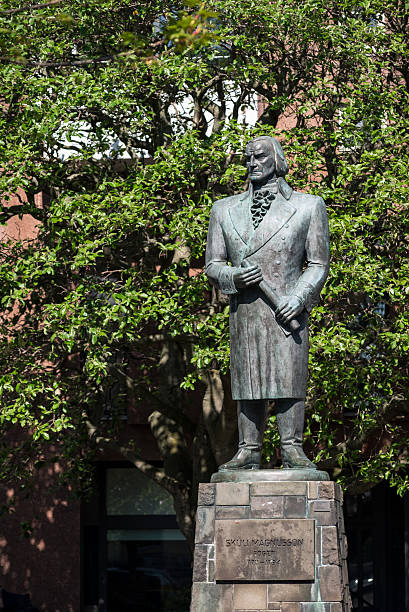 istock Skuli Magnusson's monument in Reykjavik, Iceland 622797580