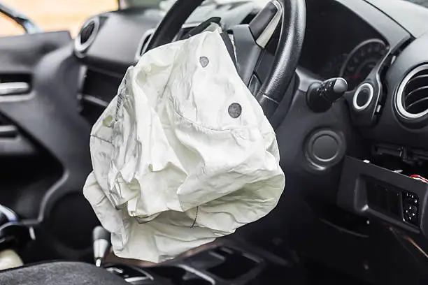 Airbag exploded at a car accident,Car Crash air bag,Airbag work